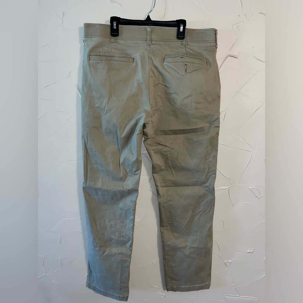 Men’s Lee Khakis